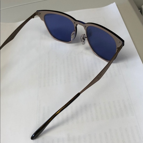 Ray-Ban Sunglasses - Picture 4 of 6